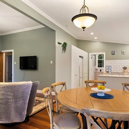 Historic Charm In Greytown - Cosy Kowhai Cottage Exterior foto